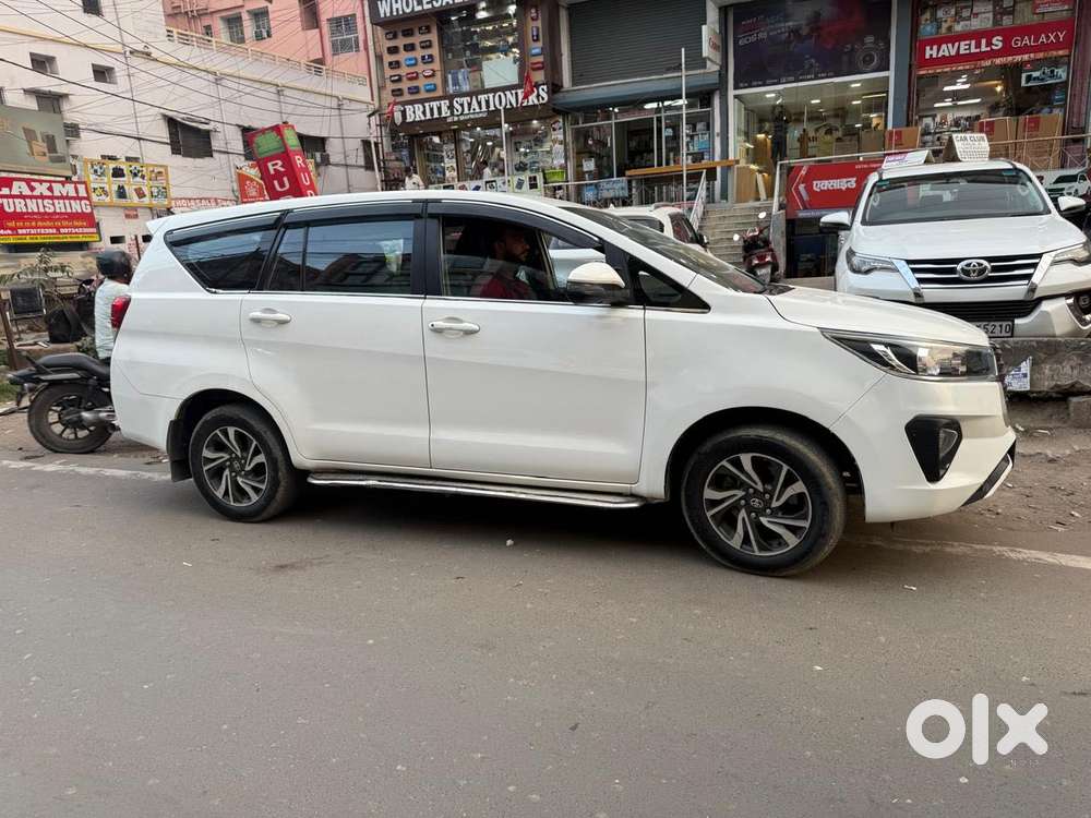 Toyota Innova Crysta 2.4 G Mt 7 Str, 2021, Diesel