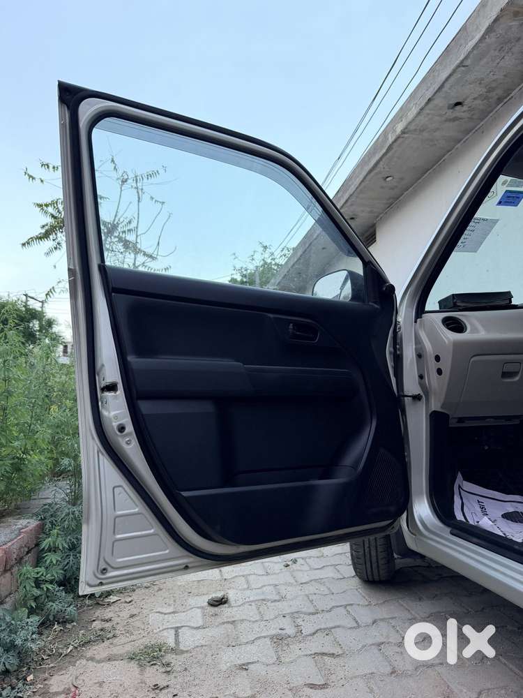 Maruti Suzuki Wagon R Cng Lxi Opt, 2022, Cng & Hybrids