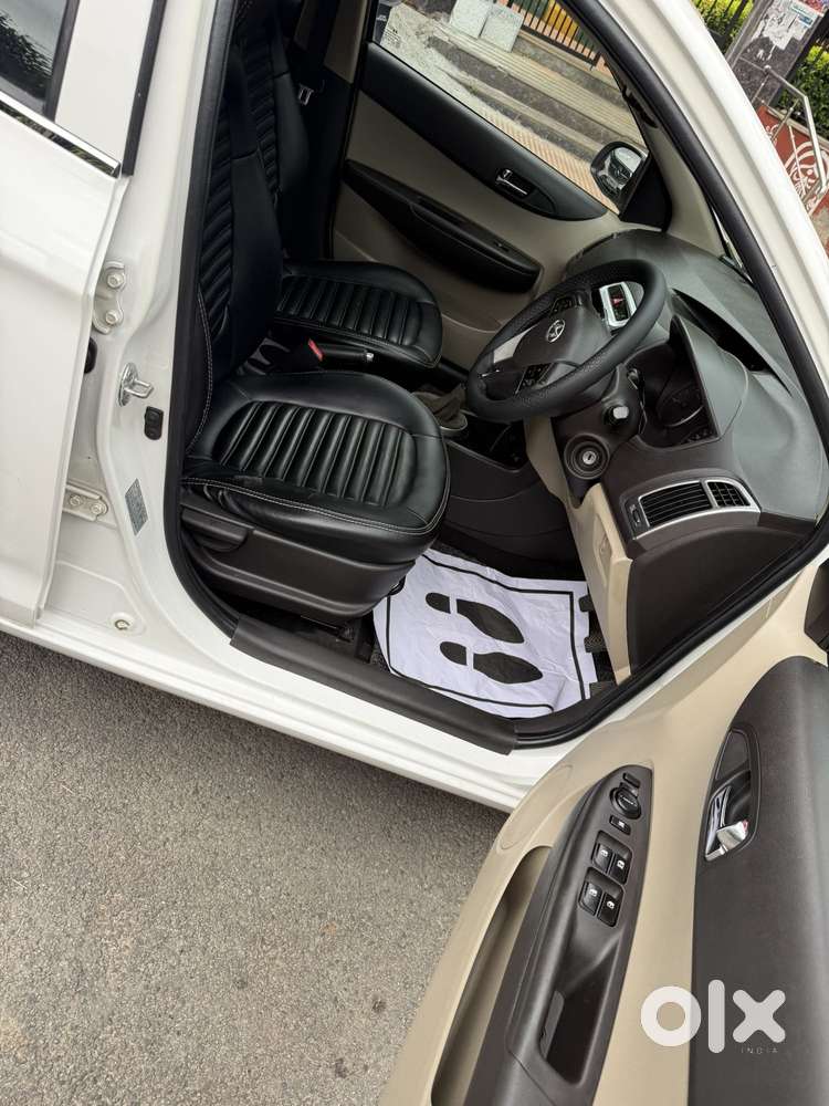 Hyundai I20 Sportz Option 1.4 Crdi, 2012, Petrol