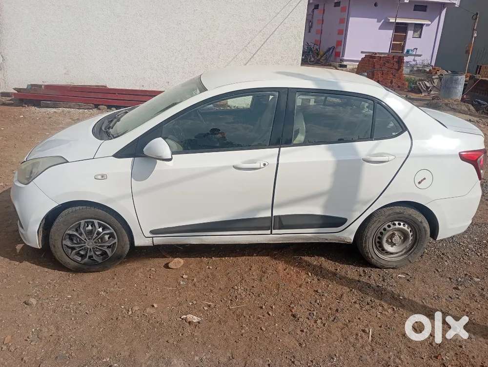 Hyundai Xcent 2016 Diesel 74550 Km Driven