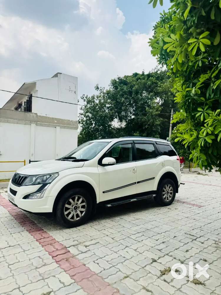 Mahindra Xuv500 2016 Diesel 95000 Km Driven
