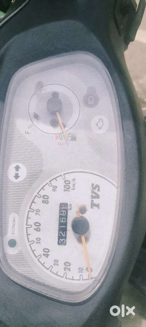 TVS scooty single drive single owner 2 new tyre new battery