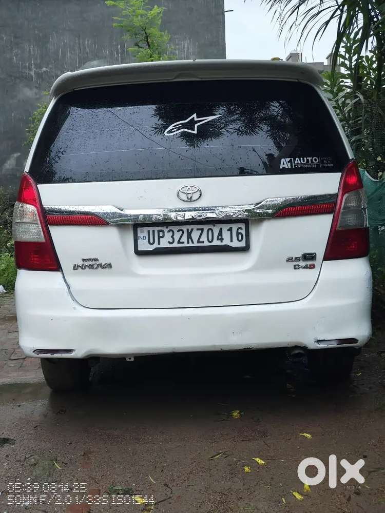 Toyota Innova In Best Condition Cars 24 Or Spinny Wale Dur Rhe