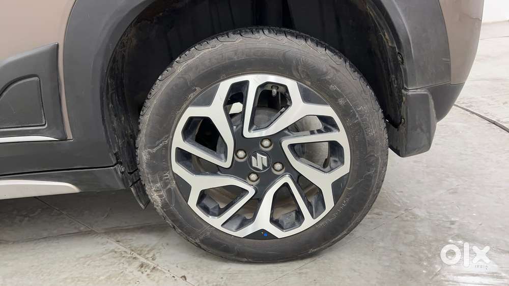 Maruti Suzuki Fronx Alpha 1.0l Turbo 6 At, 2023, Petrol