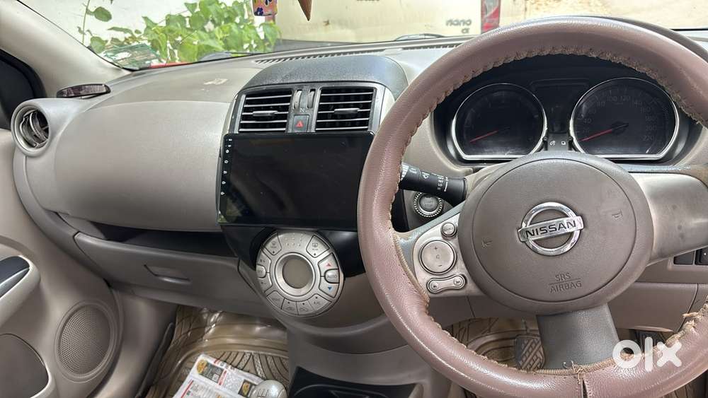 Nissan Sunny Petrol 2011 Model