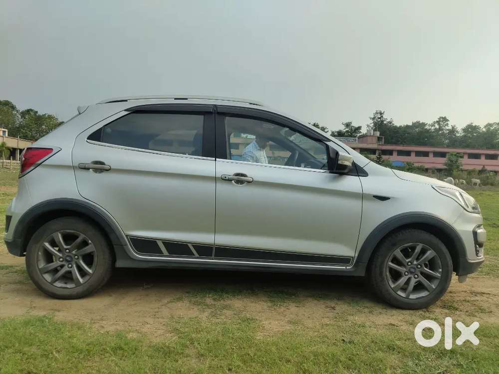 Ford Freestyle 2019 Petrol Well Maintained And Features Loaded Car.