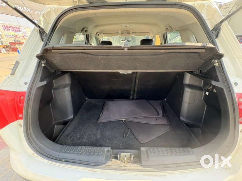 Maruti Suzuki Brezza 1.5 Zxi Smart Hybrid, 2021, Petrol