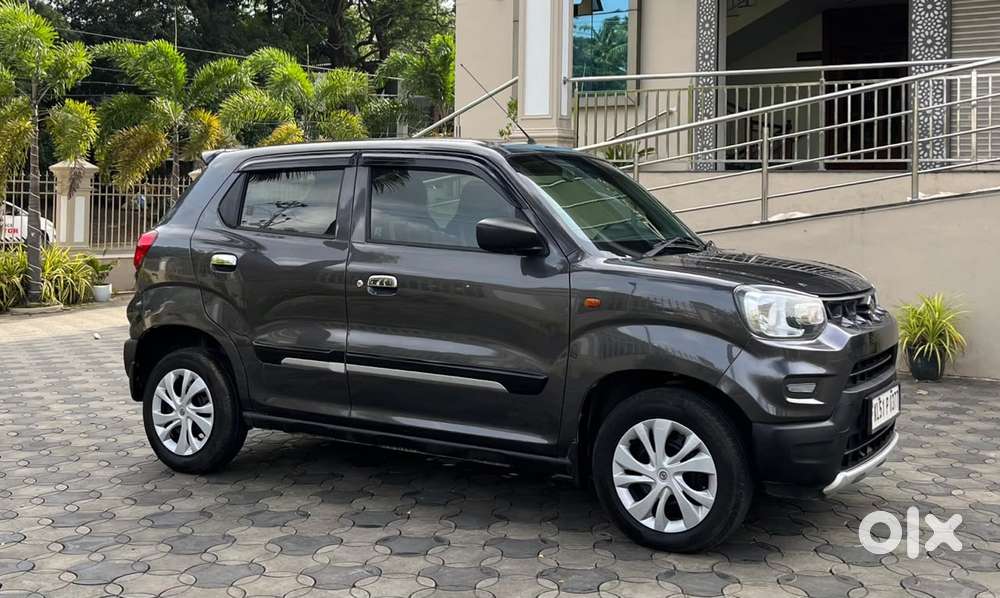 Maruti Suzuki S-presso Vxi, 2022, Petrol
