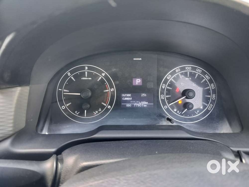 Toyota Innova Crysta 2.8 Gx At, 2017, Diesel