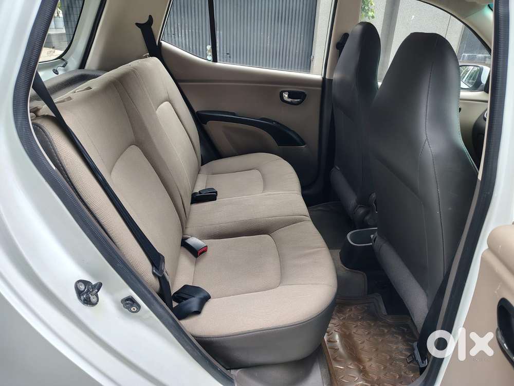 Hyundai I10 Sportz At, 2011, Petrol