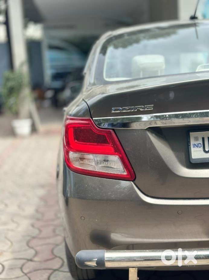 Maruti Suzuki Dzire 1.2 Vxi, 2023, Petrol