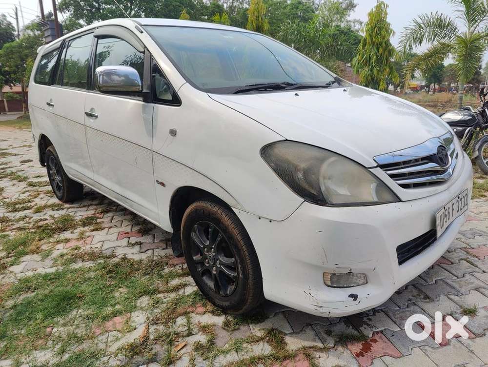 Toyota Innova Diesel 2011 Car
