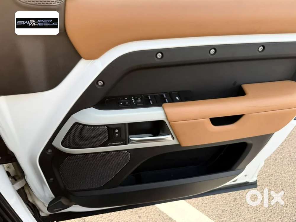 Land Rover Defender, 2023, Petrol