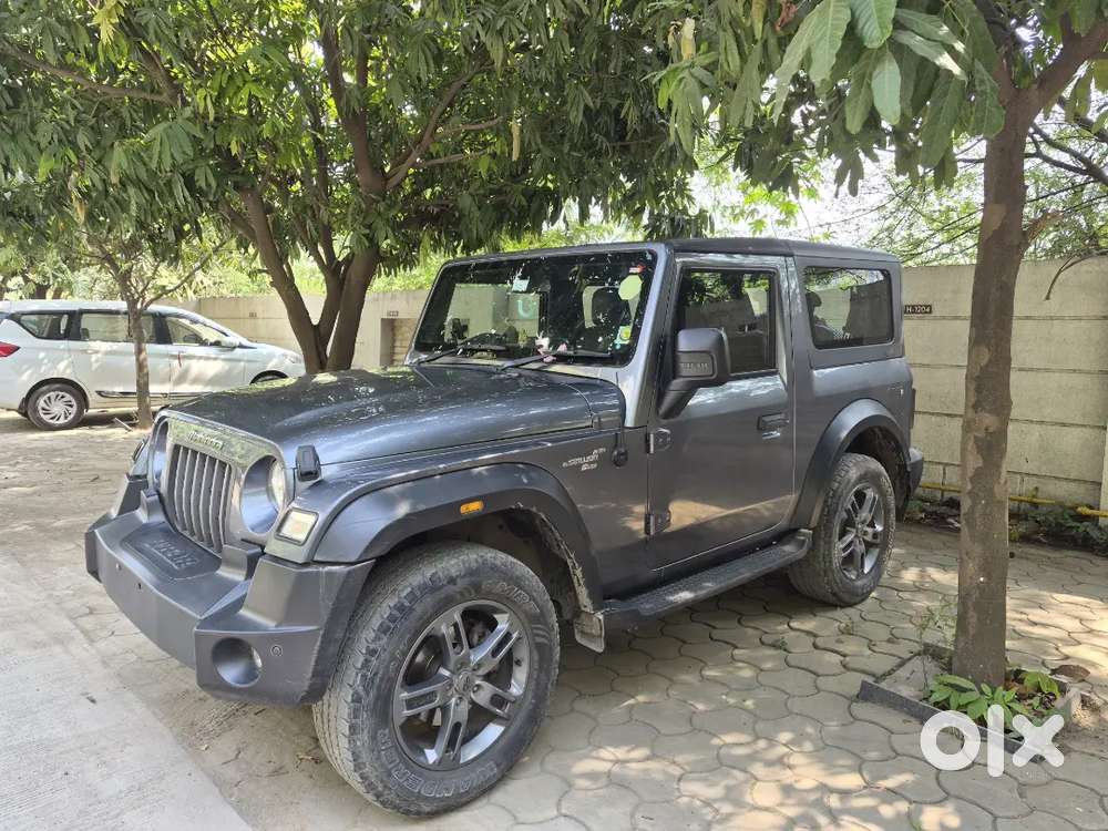 Mahindra Thar 4x4 Petrol Top Model With Hard Top