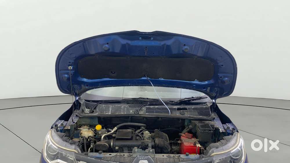 Renault Triber Rxz, 2021, Petrol