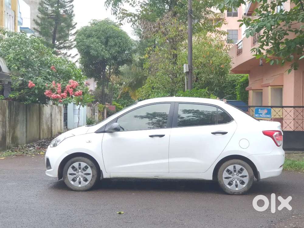 Hyundai Xcent 2017 Petrol Just Buy & Drive Car