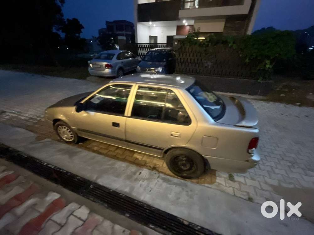 Maruti Suzuki Esteem 2006 Petrol Well Maintained
