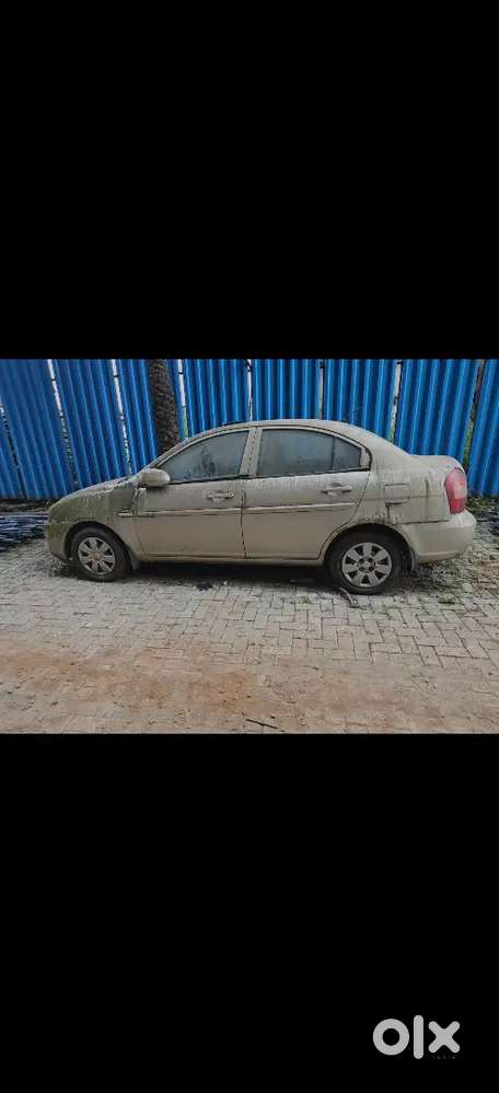 Hyundai Verna For Sale. In Scrap