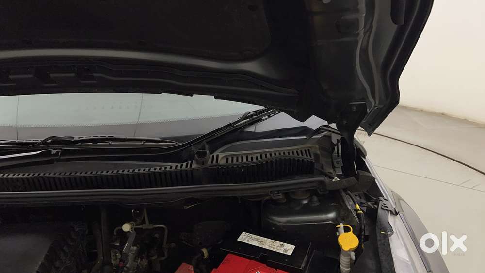 Tata Nexon 1.2 Revotron Xm, 2023, Petrol