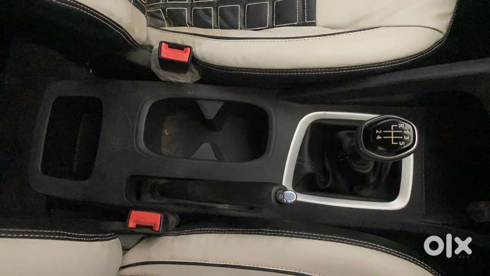 Nissan Magnite Kuro Edition 1.0 Petrol Mt, 2025, Petrol
