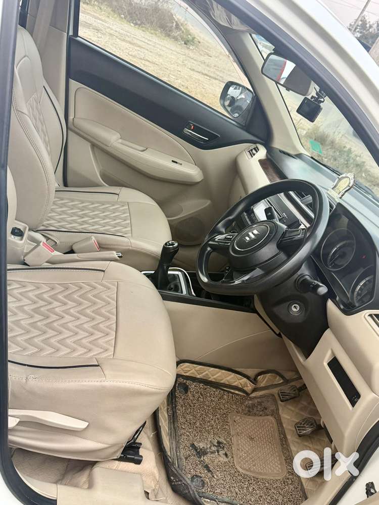 Maruti Suzuki Swift Dzire 1.2 Vxi Bsiv, 2017, Petrol