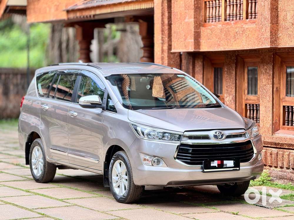 Toyota Innova Crysta 2.4 G Mt 8s, 2018, Diesel