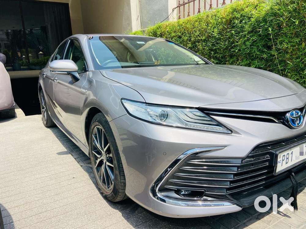 Toyota Camry [2019-ongoing] 2.5 Hybrid, 2023, Petrol