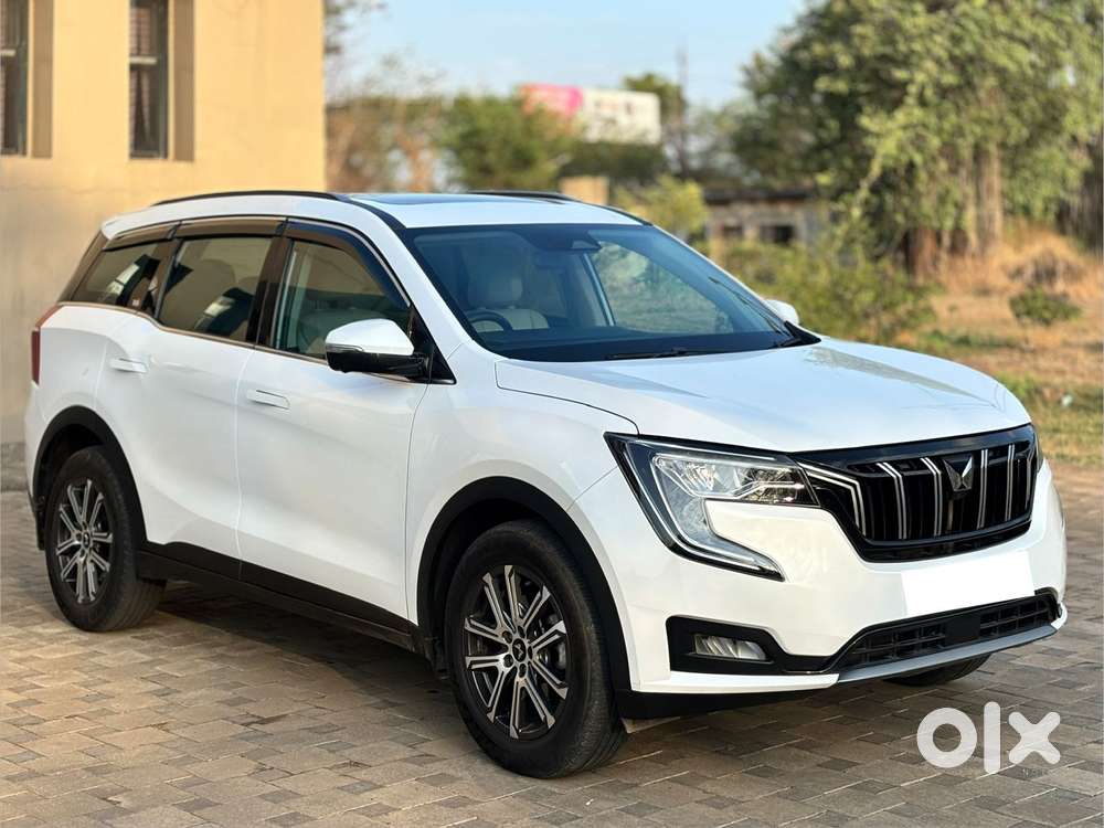 Mahindra Xuv700 2.2 Ax 7 Diesel At Luxury Pack Str Awd, 2025, Diesel