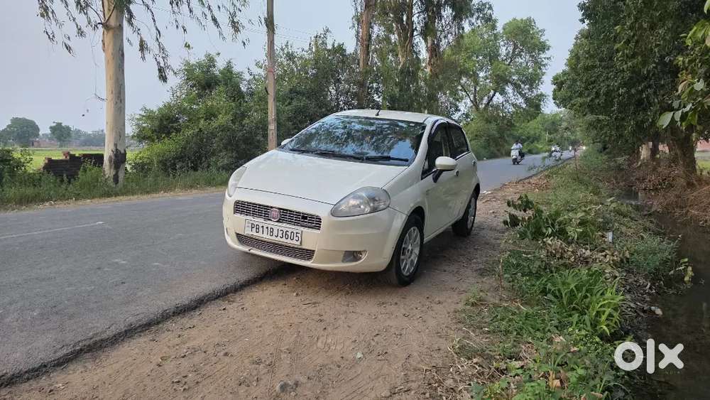 Fiat Grande Punto 2014 Diesel 185000 Km Driven