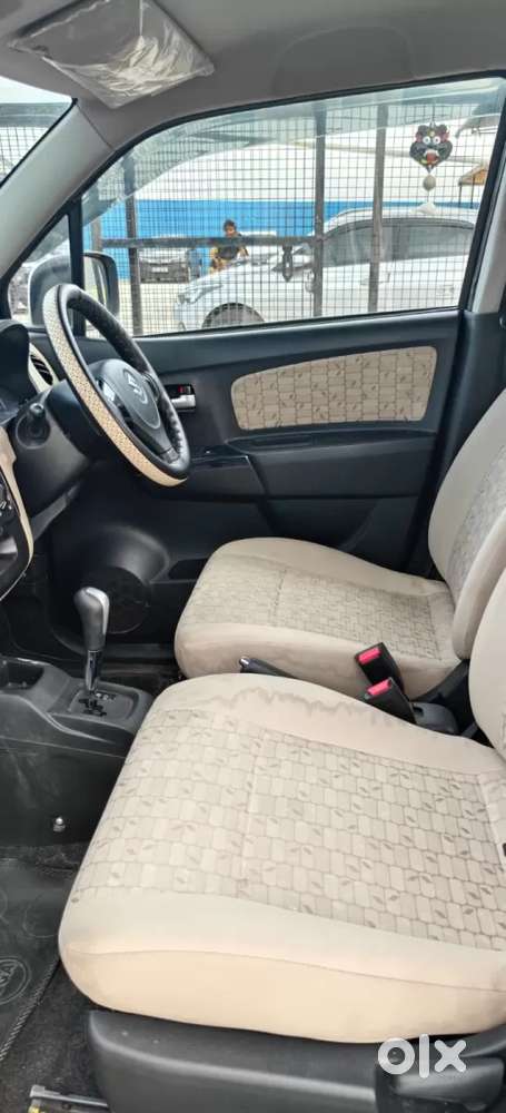 Maruti Suzuki Wagon R 1.0 Vxi Amt, 2018, Petrol
