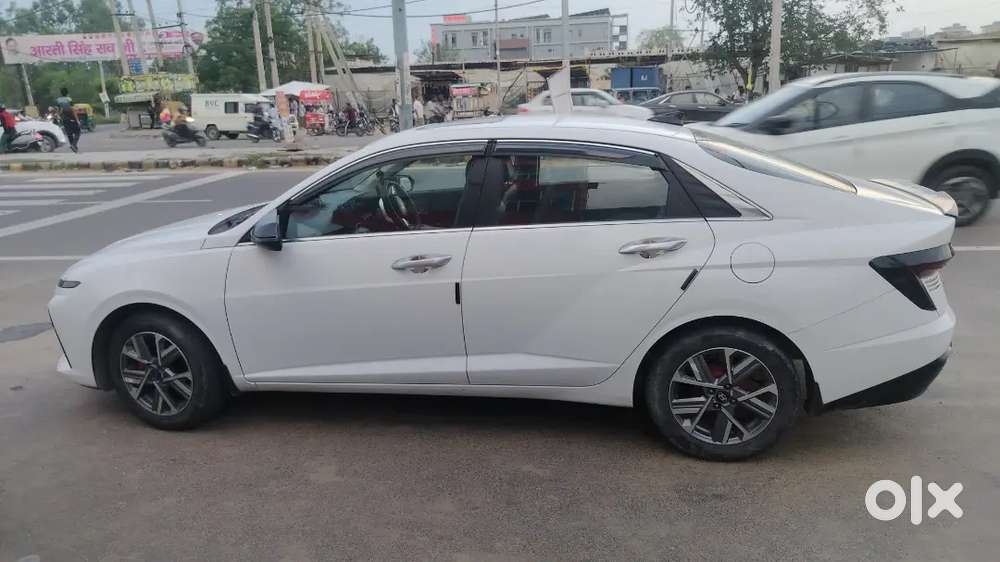 Hyundai Verna 2023 Suv