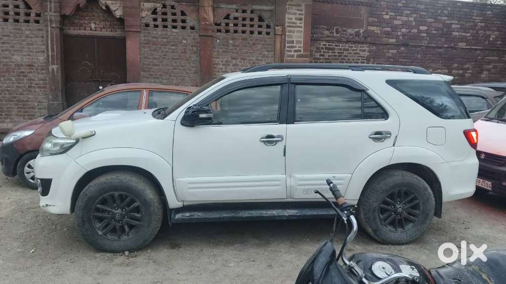 Toyota Fortuner 3.0 4x2 Mt, 2015, Diesel