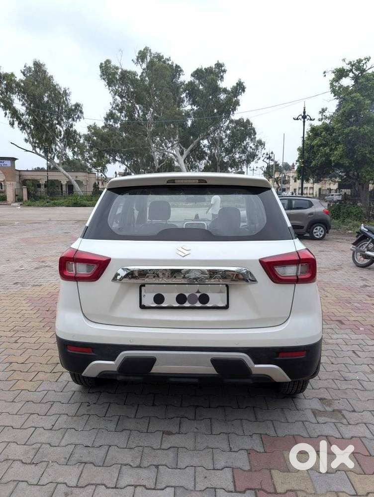 Maruti Suzuki Brezza 1.5 Lxi Smart Hybrid, 2020, Petrol