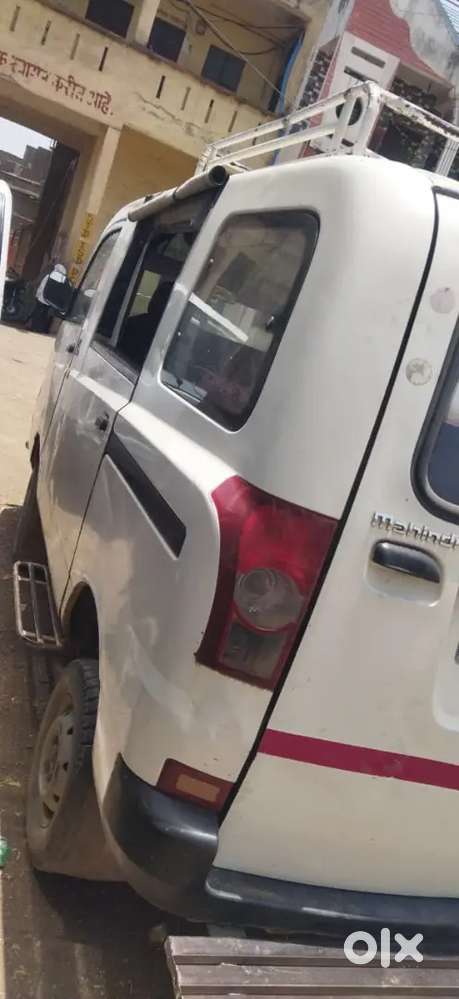 Mahindra Maximo Model 2014