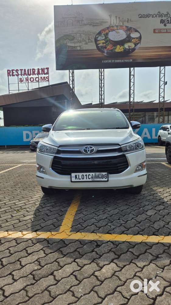 Toyota Innova Crysta 2.8 Zx At, 2017, Diesel