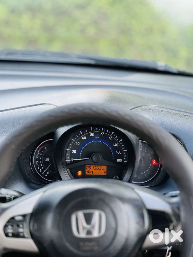 Honda Brio 2013-2016 Vx, 2015, Petrol