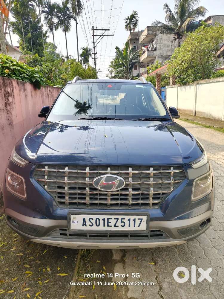 Hyundai New Venue 2022 Petrol 30000 Km Driven