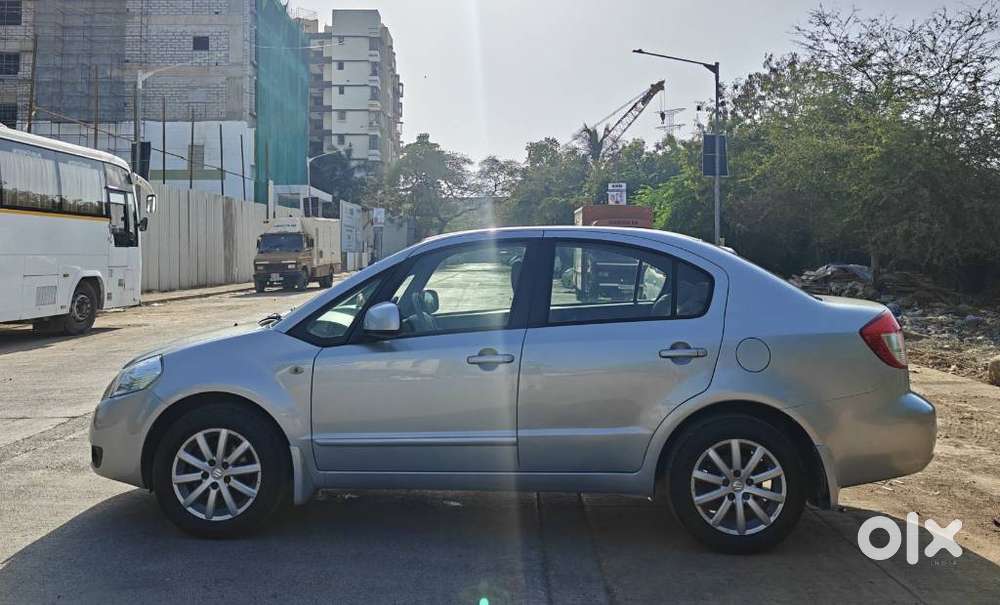 Maruti Suzuki Sx4 Zxi Mt Bsiv, 2012, Petrol
