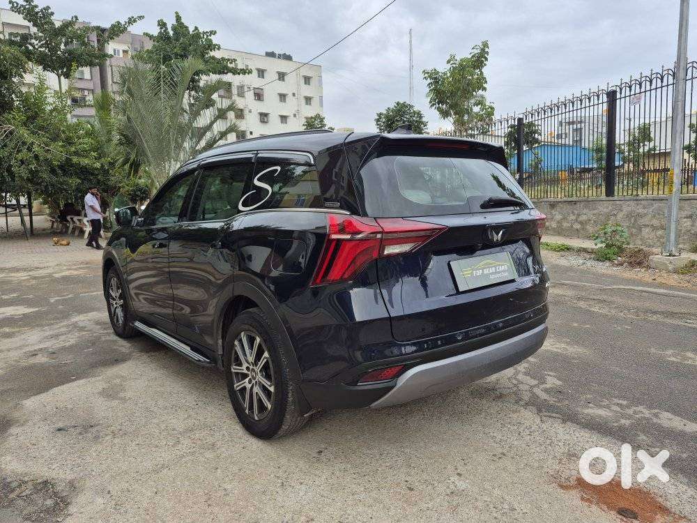 Mahindra Xuv700 2.2 Ax 7 Diesel Mt Luxury Pack Str, 2024
