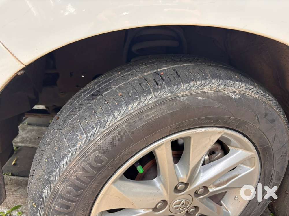 Toyota Innova Crysta 2023 Diesel 127171 Km Driven