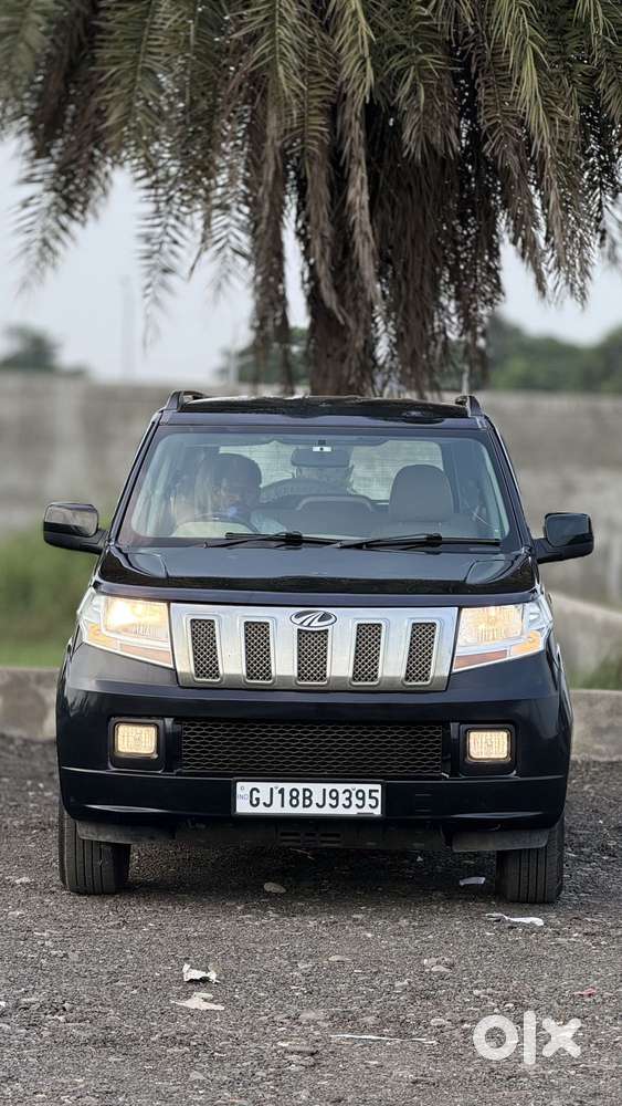 Mahindra Tuv 300 T8 Amt, 2018, Diesel