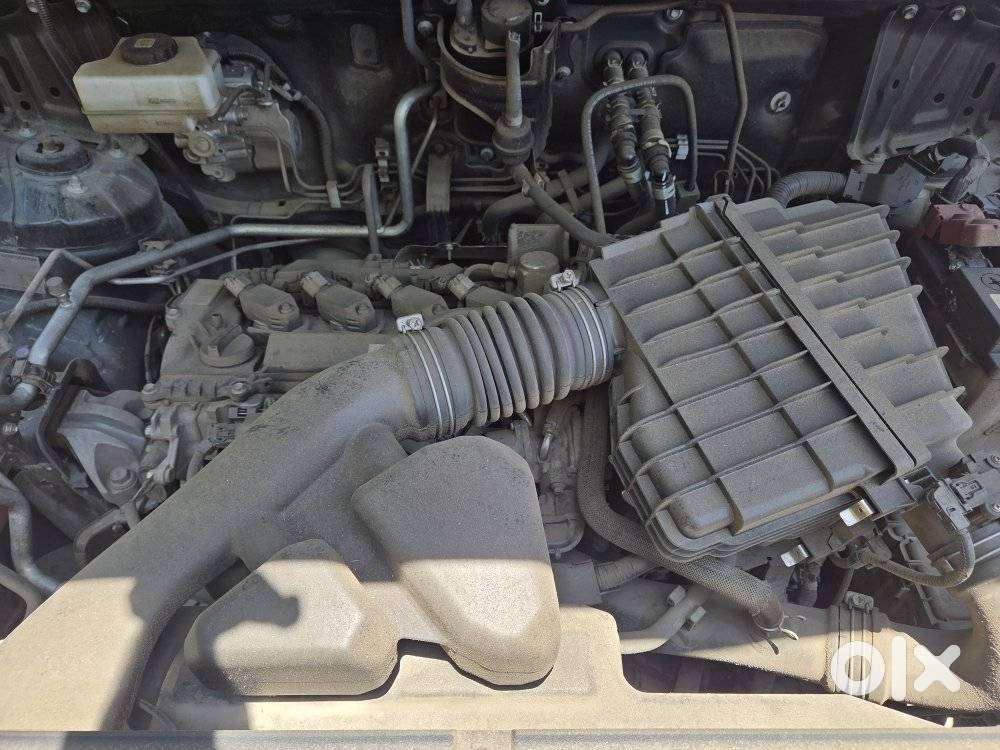 Toyota Innova Hycross 2.0 Zx (o) Hybrid 7 Str, 2023, Petrol