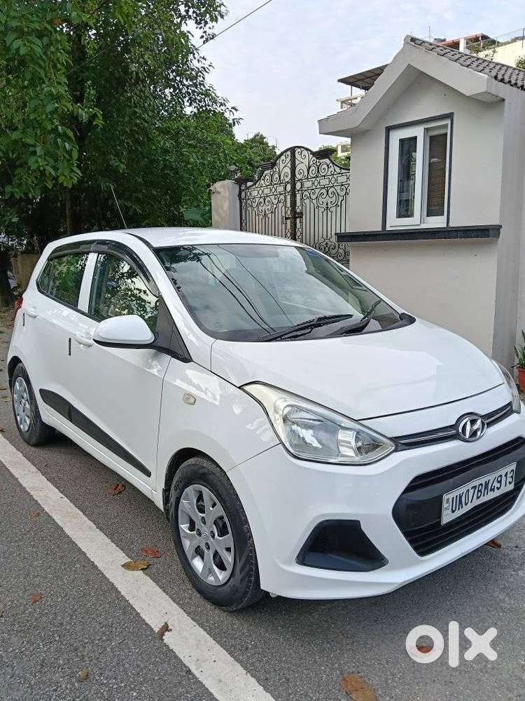Hyundai Grand I10 Crdi Magna, 2015, Petrol