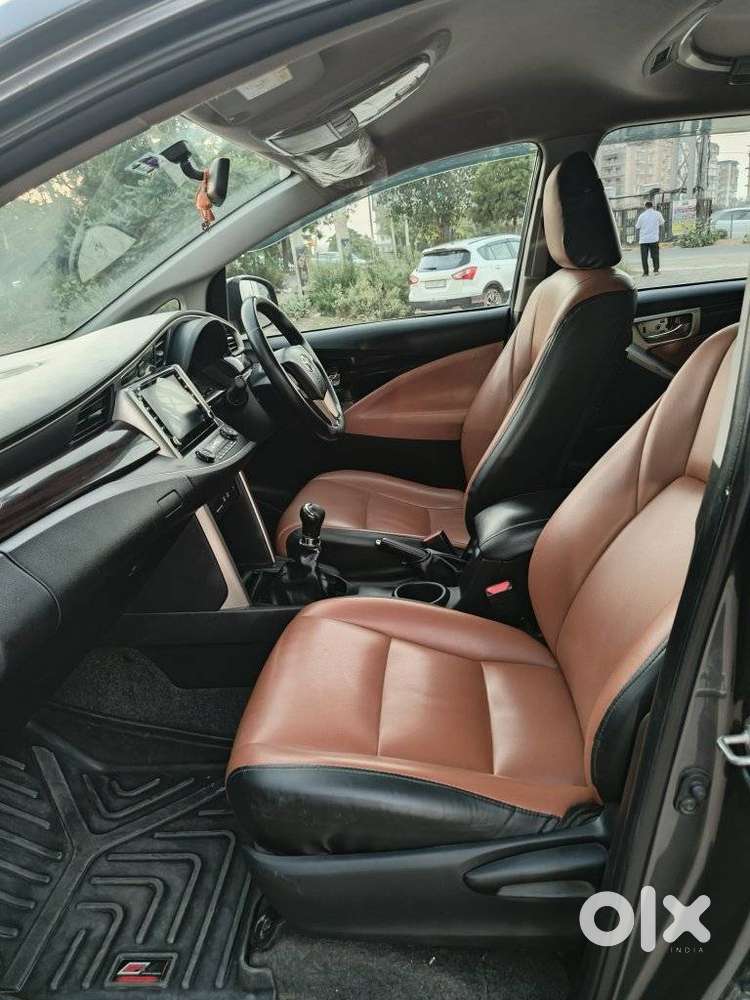 Toyota Innova Crysta [2020-ongoing] 2.4 Vx 8 Str, 2021, Diesel