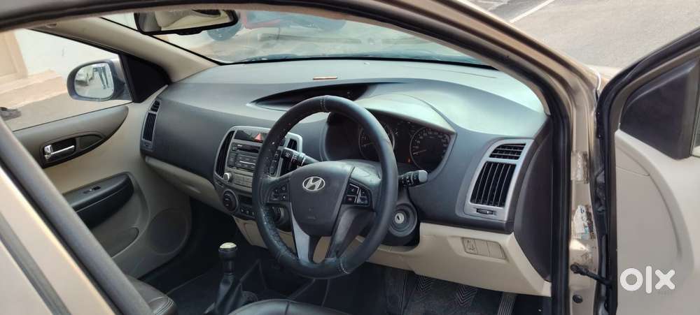 Hyundai I20 1.4 Sportz, 2012, Petrol