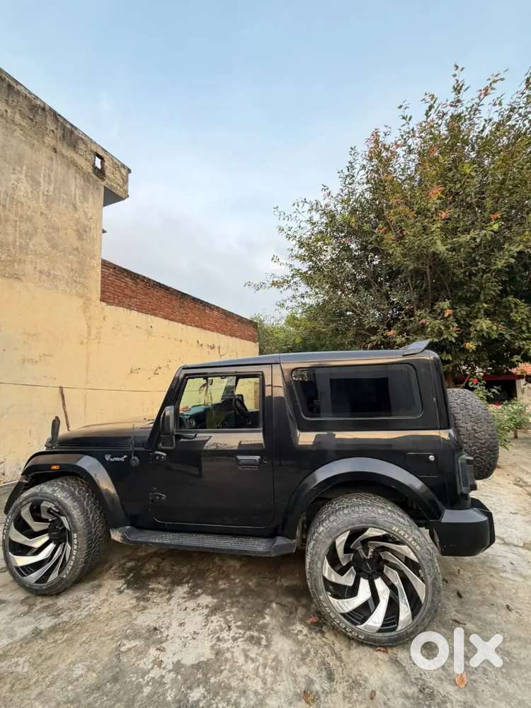 Mahindra Thar.e 2022 Variant