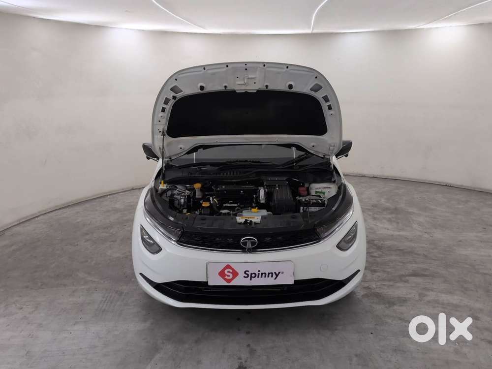Tata Altroz Xza Petrol, 2025, Petrol