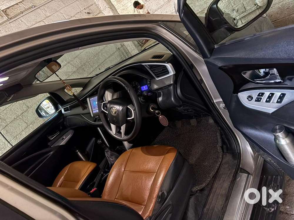 Toyota Innova Crysta 2016