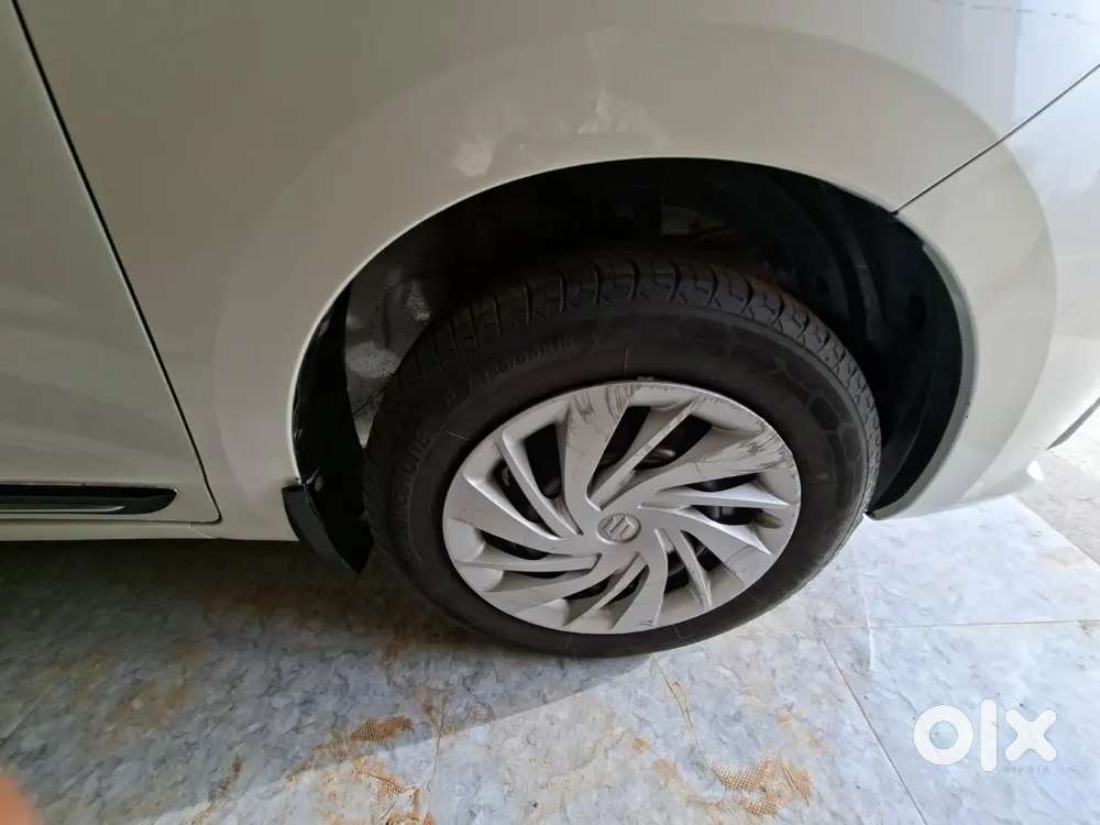 Maruti Ertiga 2023 1.3 Zdi Plus