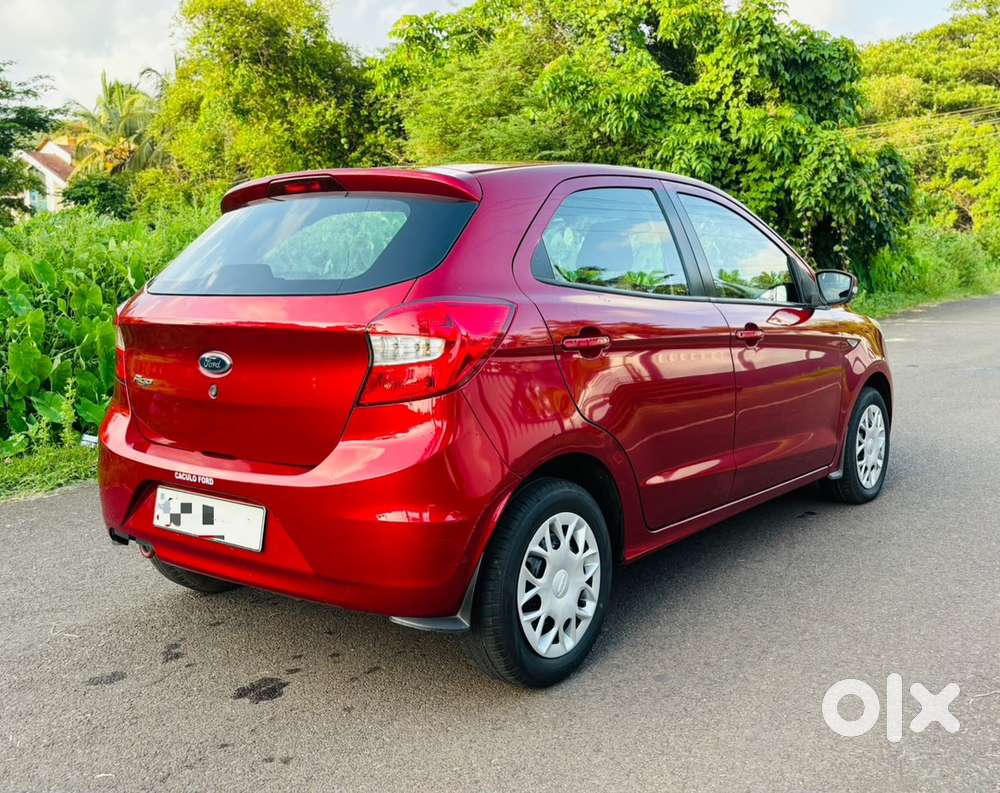 Ford Figo Petrol 2016